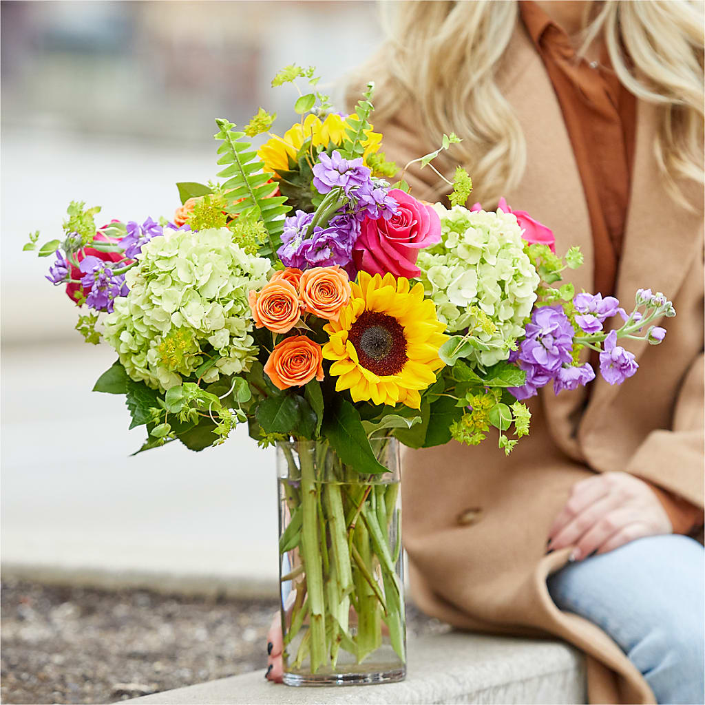 Vibrant Greetings Bouquet –  The Gift Factory Pinellas, Pinellas Park FL